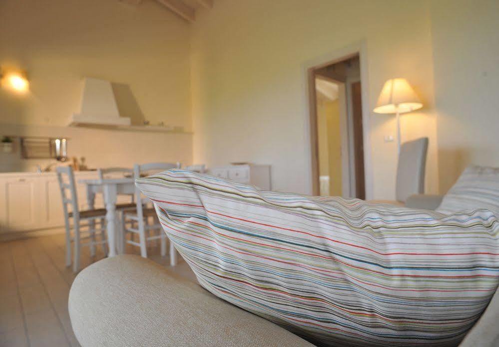 Agriturismo Colle Dei Pivi Понти-суль-Минчо Экстерьер фото